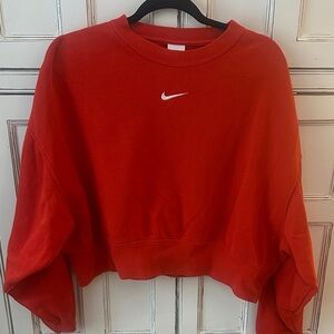 Nike Women's Orange Cropped Hoodie 🍊